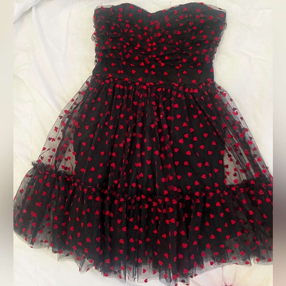 Wet seal hearts top